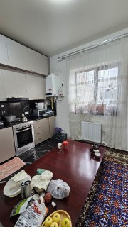 Продаётся дом 2 сотки возле метро  все в шаговой доступности