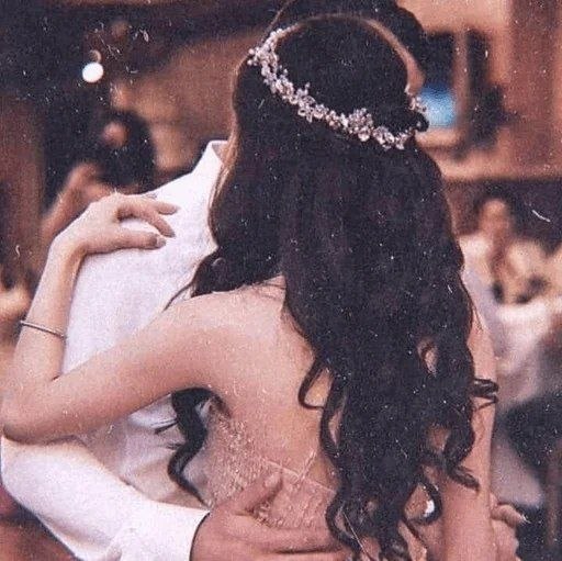 🧚‍♀کانال لایک وگیف🧚‍♀: بخواب تا ؛نڪَاهت ڪنم و براے هر نفـس " تـو " بوسہ‌اے " بنشانـمبہ طعـم هرچہ تـو بخواهی ...شبت زیبا عزیزم ❤️‍🔥❤️‍🔥#