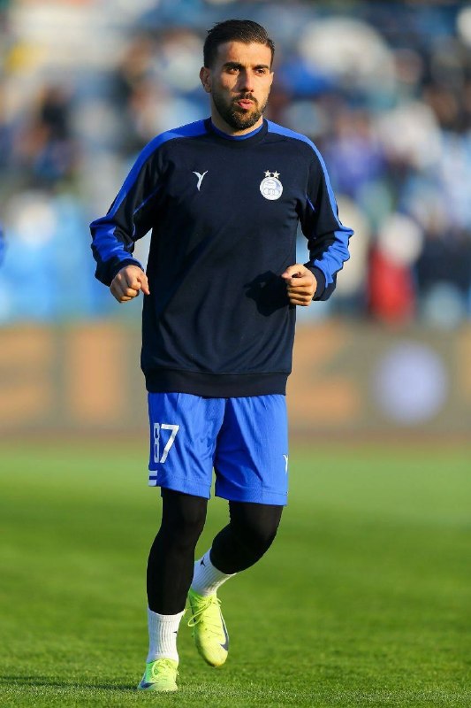 استقلال نیوز: مهران احمدی دربی رو از دست داد@Esteghlal_News