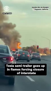סמיטריילר של טסלה עלה באש בהיוורד, ב-27 באוקטובר, מה שגרם לסגירת הכביש המהיר 880. סיבת השריפה לא הייתה ידוע…
