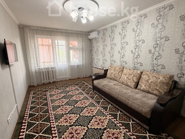 Продажа, квартира, 1-комн., 32 м2Адрес: Бишкек, Парк Ататюрк, Ахунбаева, 129 / МалдыбаеваЦена: $62 000 (5 430 580 сом)Тип предложения: от собственникаСерия: индивид. планировкаДом: панельныйЭтаж: 3 эт