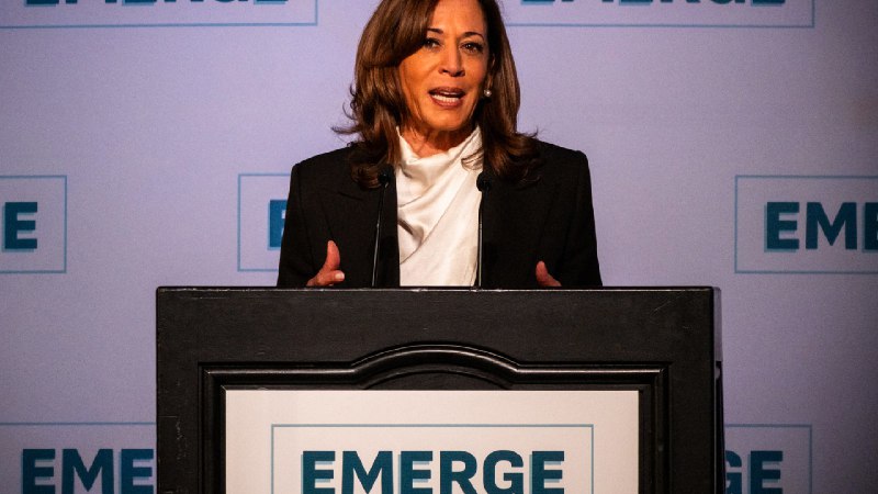 Kamala Harris Slams Trump’s ‘Narrow, Self-Serving Vision&nbsp;of America’ in Gala Speech