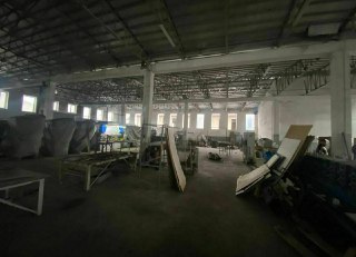 Продаётся 1 га. производственная база.