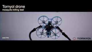 Комарам конец 🏕Стартап Tornyol представил одноимённый микро-дрон, который выполняет одну задачу — перемалывает москитов при помощи пропеллеров.Благодаря микрофонам и датчикам квадрокоптер может ориентироваться в пространстве и находить насекомых — для само