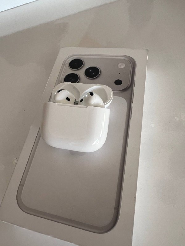 Наушники Air Pods 4 — фото 1
