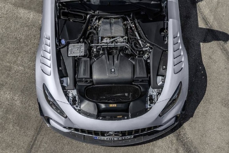 Mercedes-AMG GT Black Series 5