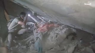 🔴סצנות ראשוניות מהתאוששות של קורבנות הפשע של האויב הסעודי המכוונת למתקן הכליאה המרכזי במחוז אל-חאזם בנפת א…