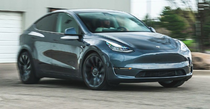 Tesla Model Y стала самым популярным авто в Европе за 2023 год 1