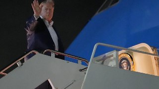 Трамп допустил возвращение санкций против российской нефти — после возобновления поставок на фоне мира с Ираном США в скором времени могут вернуть санкции против российской нефти, с учетом того, что восстанавливаются поставки нефти через Ормузский пролив. 