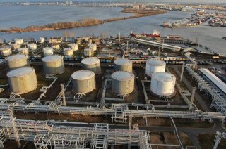 ⚡️ Губернаторы Петербурга и Ленобласти рассказали о массированной ночной атаке украинских БПЛА, цели: порт и крупный нефтяной терминал. Пострадавших нетНочь для Ленобласти и Петербурга прошла под налетами БПЛА, рассказали губернатор города Александр Беглов