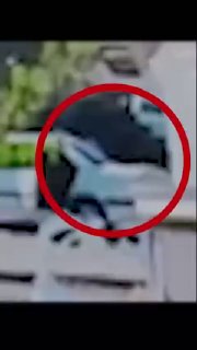 ההתנקשות שלקחה את קולו של מאלבי עבדול חמיד אשתו של הרוג: 70 כדורים נורו לעבר המכונית של אשתי תמונת מצב של ר…