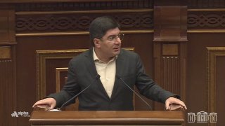 כל מה שאתה יודע זה לנייר מלוכלך?": מסרופ מנוקיאן ללשכת הביקורת בעמוד 30 לדוח 2025, הדוחות הכספיים של הנהלת…
