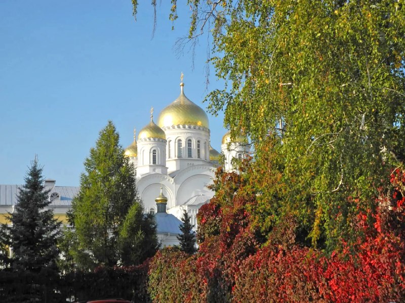 Image from a post by Серафимо-Дивеевский монастырь