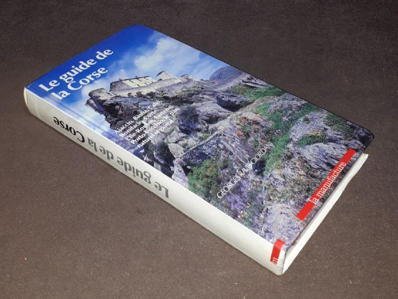 کافه کتاب آریا: 📘Le guide la Corse راهنمای سفر کورس 📝جورج رامیس جیوردانیقطع پالتویی فوق العاده باکیفیت *تمام گلاسه و رنگی*چاپ: اصلی #فوق