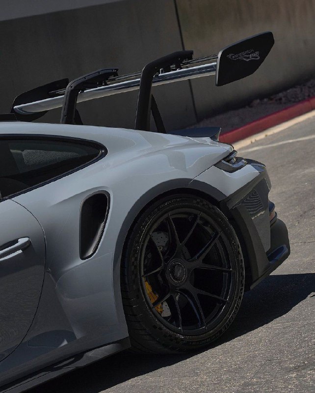 2024 992 GT3 RS 4