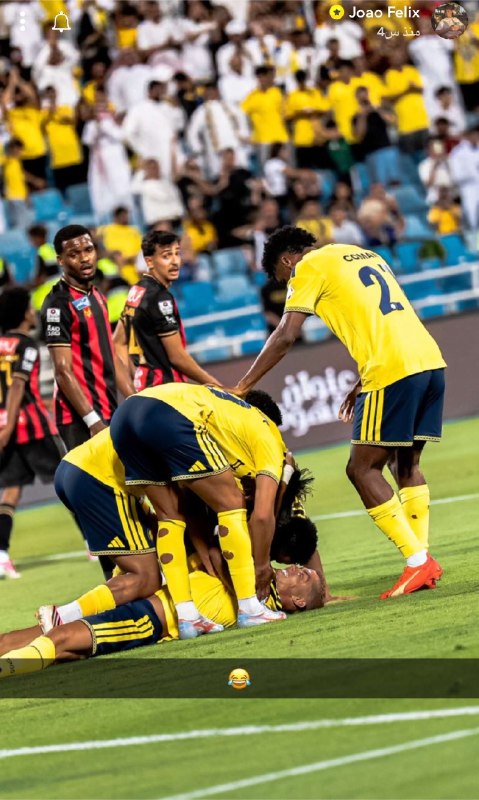 RONALDO IR: 📲 ژوائو فلیکس توی اسنپ چت😂❤️