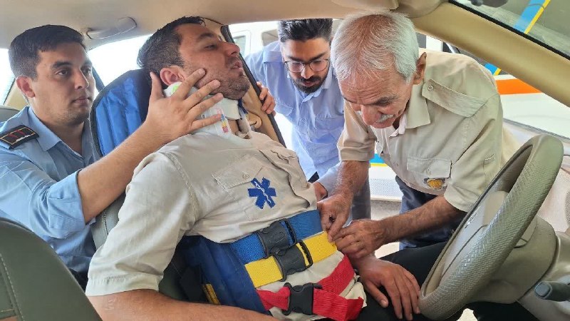 HSE.KAKAEI: 🔶تمرین بستن KED و کلار گردن در تصادف خودرویی توسط تیم بهداری معدن D19 @hse2020