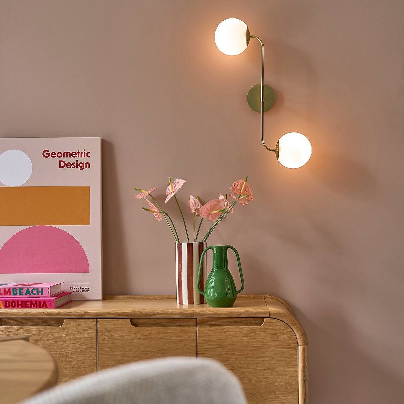 Светильник Moricio с изысканным дизайном в стиле 30-х подойдет для гостиной или спальни. За счет своей лаконичности он впишется практически в любой... - изображение 1 - светильник, moricio, изысканным