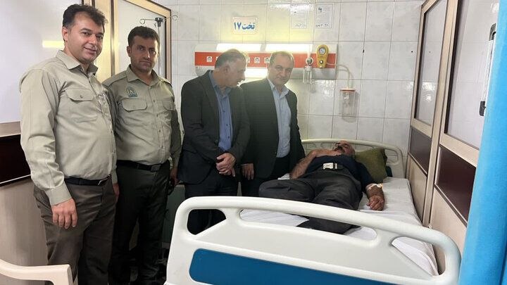 מבריח העצים פצע את יערן חלוס בגרזן