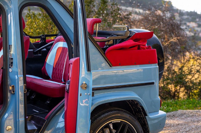 Кабриолет Mercedes-AMG G 63 за безумные 1,2 млн евро 4