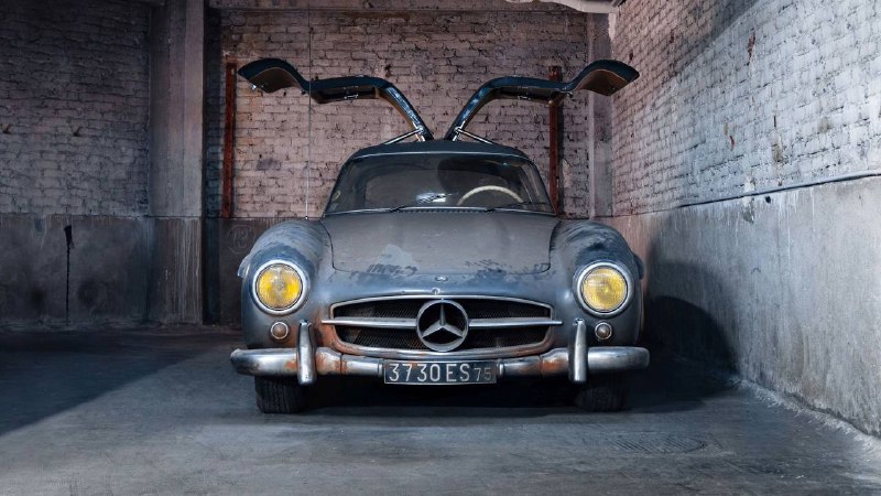 Ржавый Mercedes-Benz 300 SL 1956 года ушёл с аукциона за рекордные 5 МИЛЛИОНОВ долларов. 7