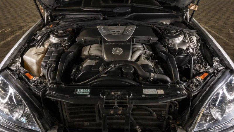 За Mercedes-Benz S-класса 2002 года планируют выручить до 160 тысяч долларов 5