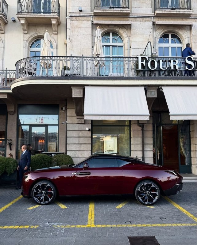 RR La Rose Noire Droptail 4