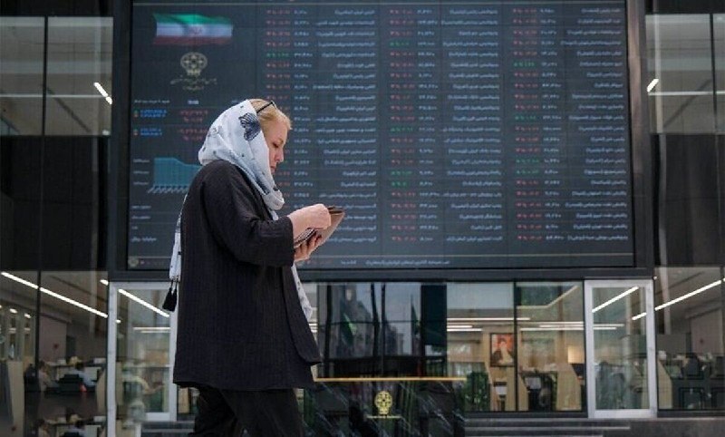 اعتمادآنلاین: 🔻روند صعودی بورس ادامهدار خواهد بود؟🔹روزنامه اعتماد نوشت: کارشناسان بازار به سرمایهگذاران توصیه میکنند از خریدهای هیج