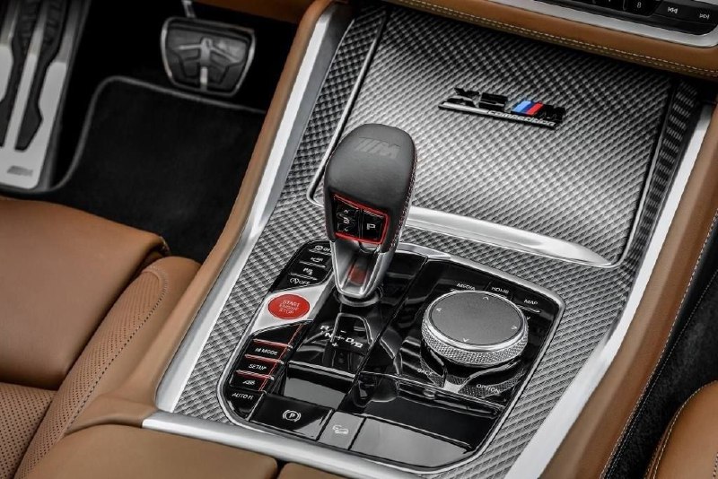 BMW X5 M Competition (F95) 6