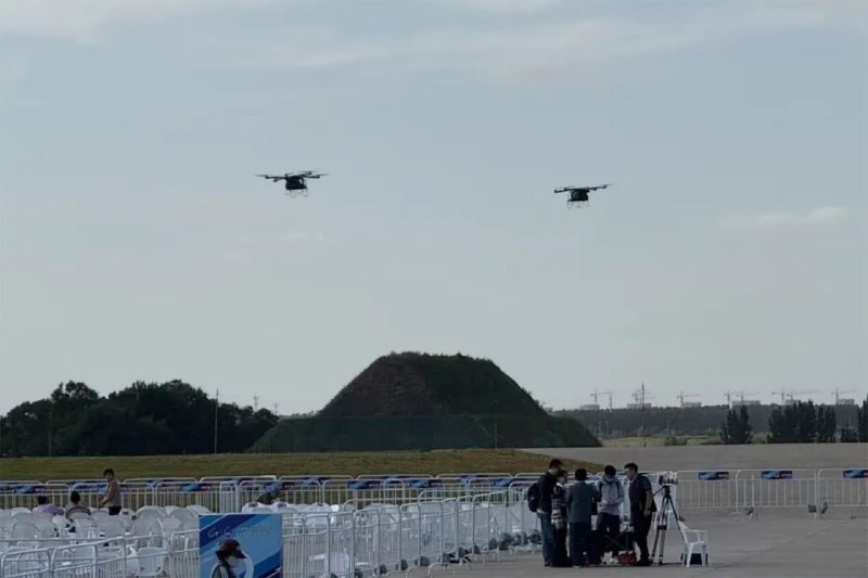 В Китае столкнулись два летающих «автомобиля» Xpeng Aeroht 3