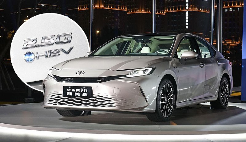 Новая Toyota Camry XV80 для Китая получила гибридную топ-версию Совместное предп