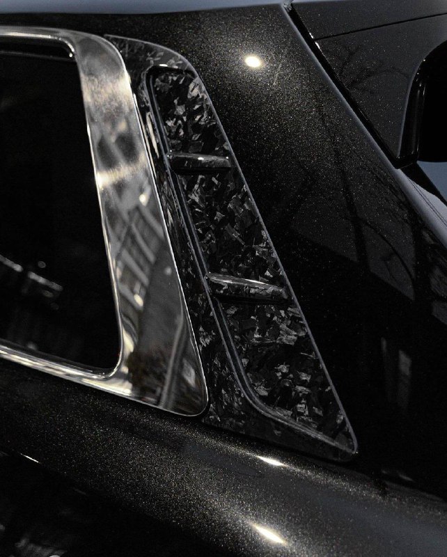 1/1 Chromeharts Mansory Rolls Royce Cullinan 4
