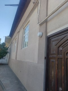 Hovli sotuvda
