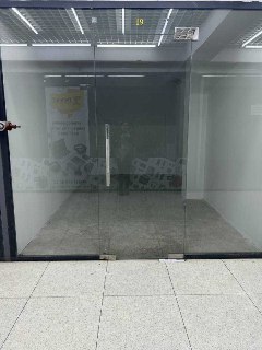 Продается магазин на Катартале 13кв.м