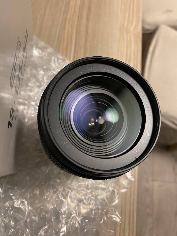 Продаю последнюю версию объектива Canon EF-S 18-135mm f/3.5-5.6 IS USM Nano в идеальном состоянии. 6 — фото 1