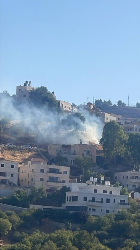 התפרצות שריפה דחופה; כתוצאה מירי כוחות הכיבוש פצצות גז בכפר כפר מליק, צפונית מזרחית לרמאללה.