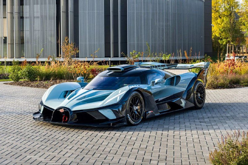 Bugatti выпустила последний Bolide с мотором W16