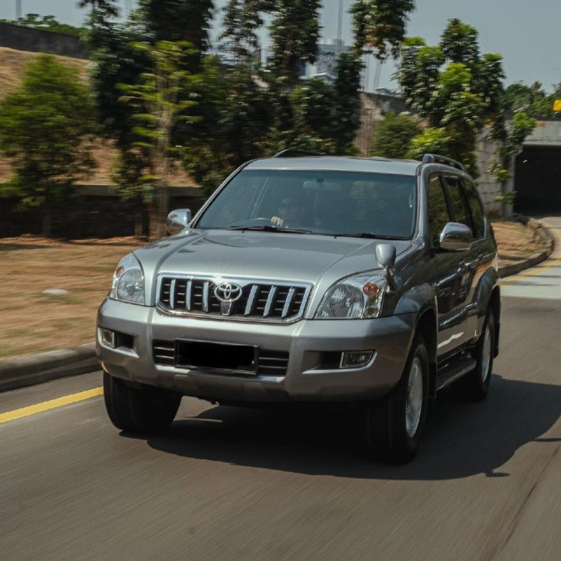 Нестареющая классика Toyota land cruiser prado 3