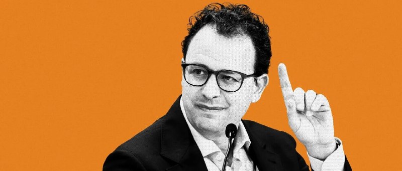 Anthropic CEO最新访谈，关于AI的这8条反共识观点，绝多数人完全没意识到！Dario访谈中的原话：最让他惊讶的是，尽管技术在按指数级爆发，公众却还在讨论传统的无聊议题，完全没意识到巨变将至！