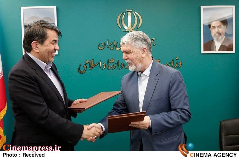 کانال خبرگزاری سینماپرس: 🔹 امضای تفاهم‌نامه همکاری «وزارت ارشاد» با «استانداری کرمان»؛🔸 ۲۰۰ هزار میلیون ریال از «بودجه کرمان» صرف «دوسالانه نقاشی