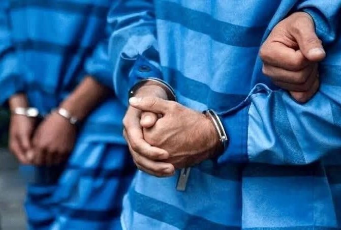خبرگزاری شهر: 🔶بازداشت ۴۸ زمینخوار و انهدام شبکۀ بزرگ جعل اسناد🔻مرکز حفاظت و اطلاعات قوهقضاییه: 🔹یک شبکۀ حرفهای جعل اسناد و زمینخو