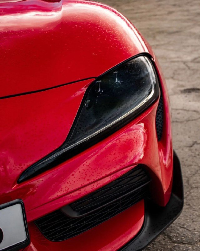 Toyota Supra 6