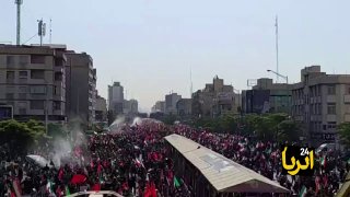 נוכחות נלהבת ורב של אנשים בהלוויה של גופתו הקדושה של מר הרג את איראן