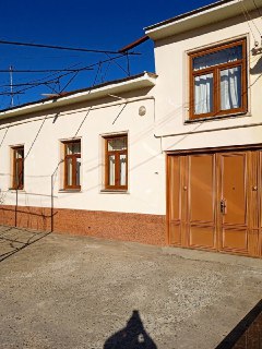 General Uzoqov kochasida uchastka sotiladi