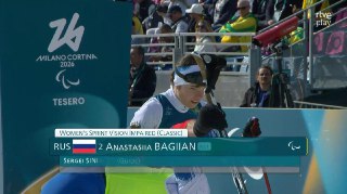 Россия забрала второе золото на Паралимпиаде — благодаря Анастасии Багиян, которая выиграла лыжный спринт. Нашенькая одержала победу с большим отрывом: >8 секунд от серебряного призёра.❗️ Mash на спорте теперь в MAX
