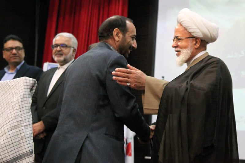 خبرگزاری مهر کرمانشاه: امام جمعه کرمانشاه: آزادگان با ایستادگی خود ایران را به اقتدار رساندندکرمانشاه - نماینده ولی‌فقیه در استان کرمانشاه آزاد