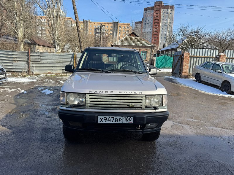 Продам range rover 2000г каробка механика мотор 2,5 были заменены тормозные блины колодки 4 подушки... - фотография