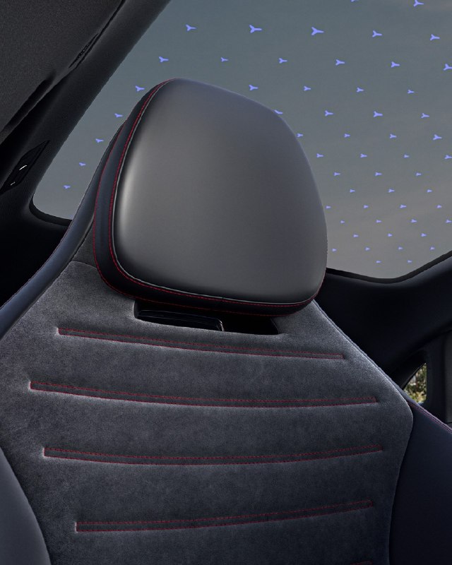 NEW Mercedes-Benz C-Class interior 4