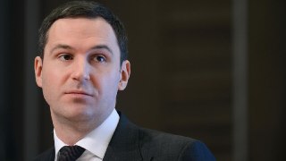 На экс-замминистра природы Буцаева завели дело о мошенничестве. Он уехал из России вскоре после отставки, сообщали СМИБывший замминистра природных ресурсов и экологии Денис Буцаев стал фигурантом уголовного дела о мошенничестве в особо крупном размере (ч. 