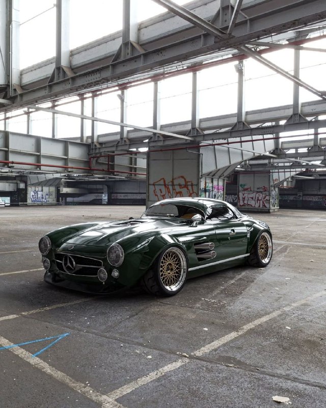 Mercedes Benz 300SL 7